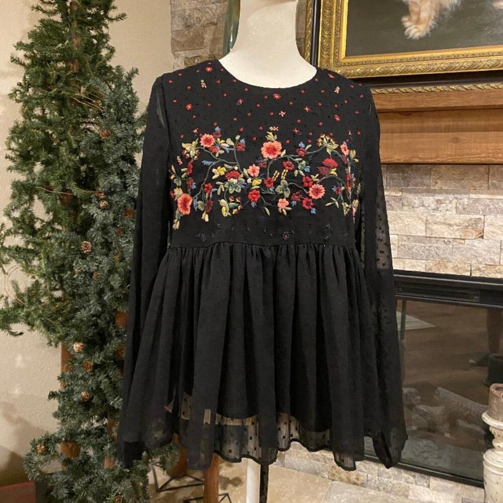 ZARA TRAFALUC COLLECTION Womens S BLACK Top Embroidered Babydoll Open Back Tie